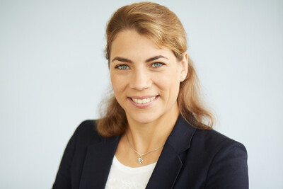 Dr. Martina Frost Dr. Martina Frost